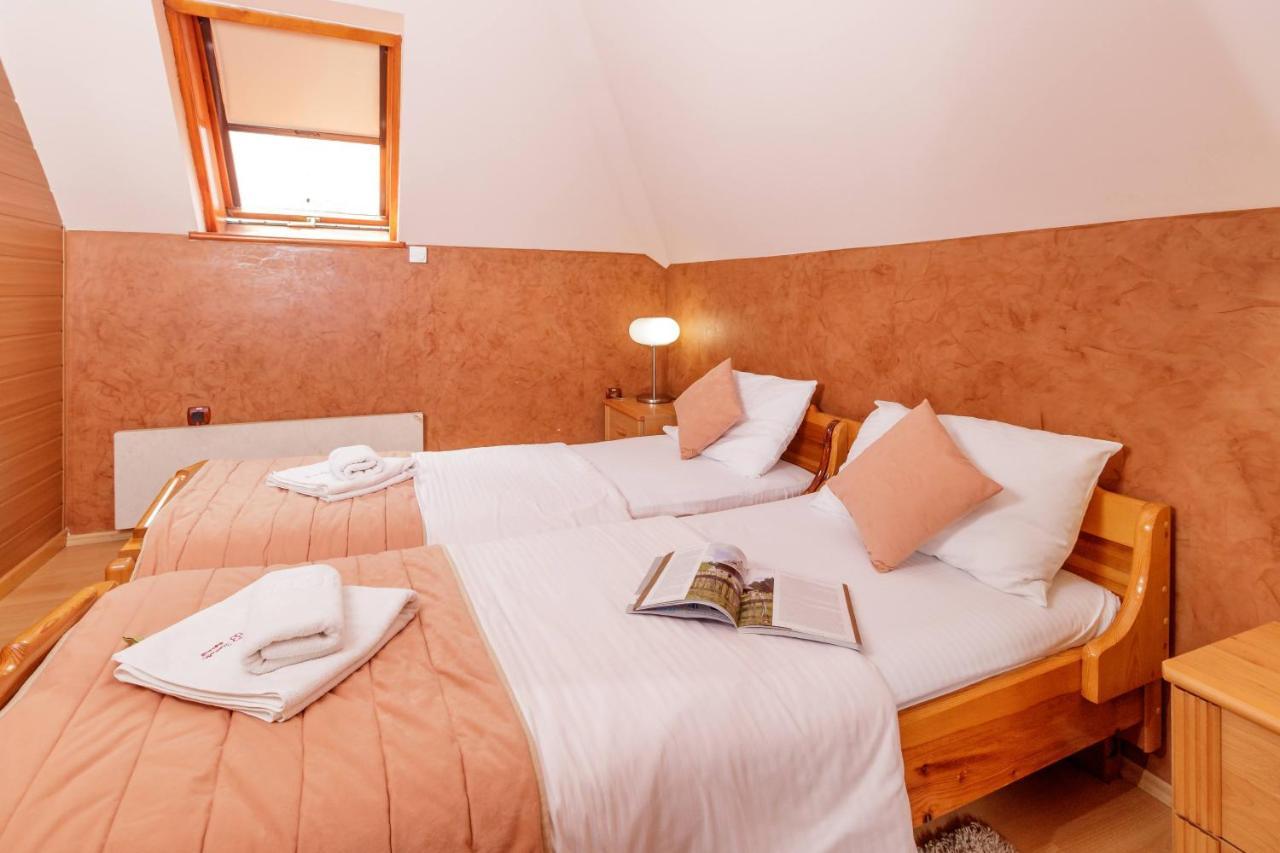 Apartament Kraljevi Konaci - Najam Kuca Na Zlatiboru Zewnętrze zdjęcie
